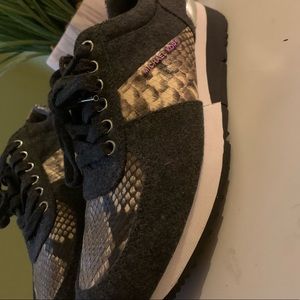 ✨✨MICHEAL KORS ORIGINAL SIZE 7 SHOES✨✨